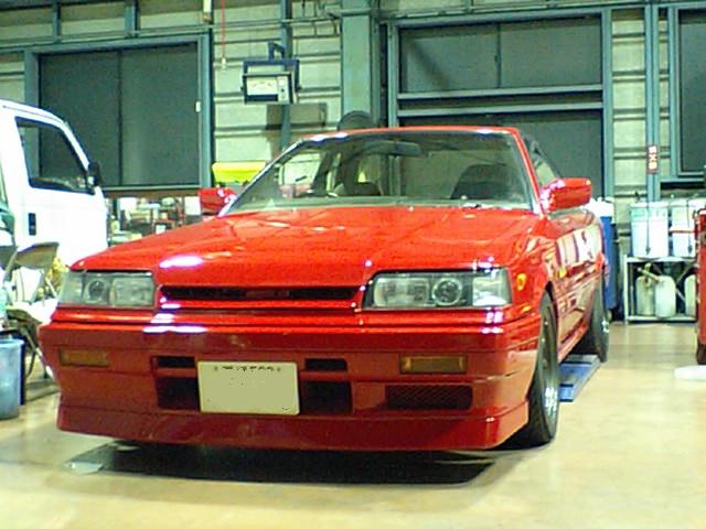 R31スカイライン ソリッド赤