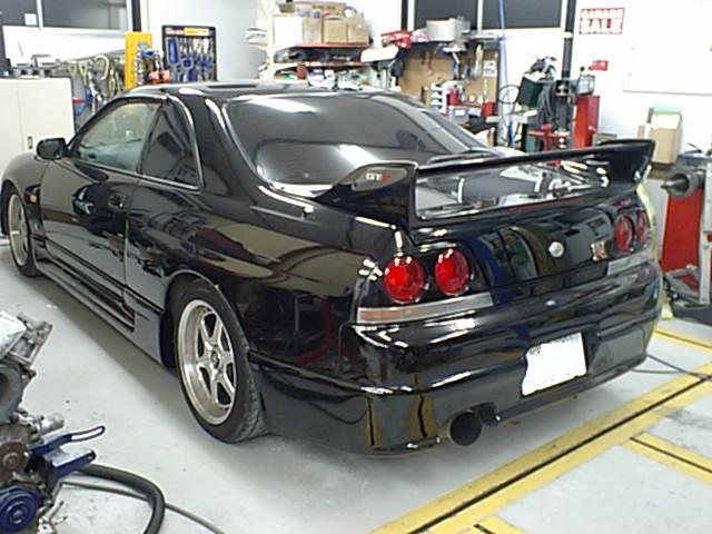 Ｒ３３スカイライン全塗装 ソリッド黒